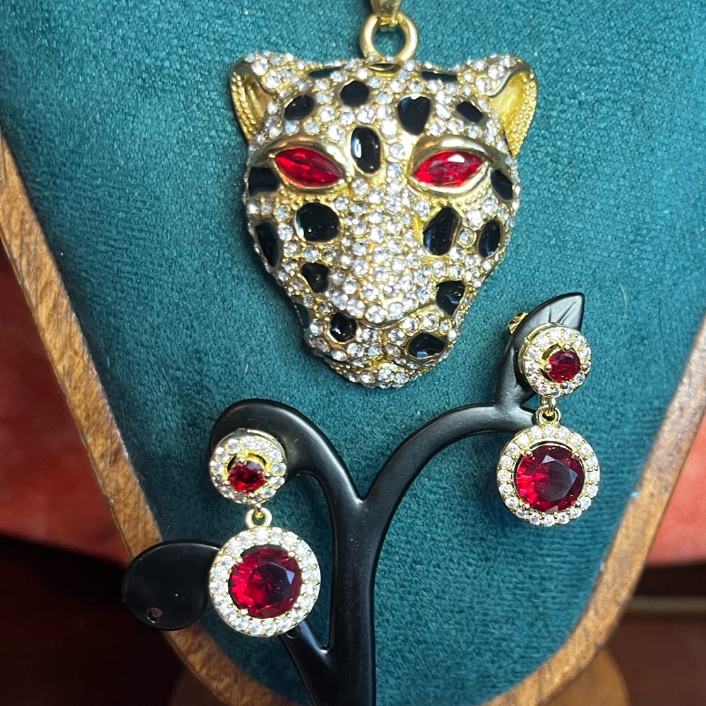 Gold Leopard Head Pendant Necklace w/Red & Black Accents & Red CZ Earrings